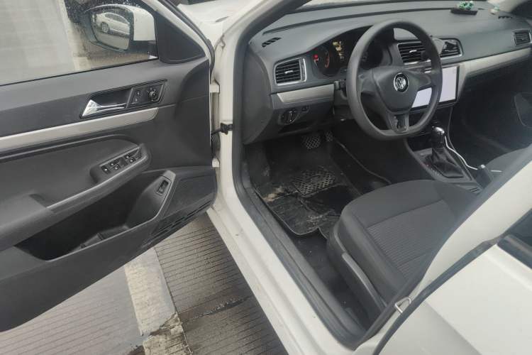 Used Volkswagen Lavida 2017 1.6L Automatic Fashion Edition
