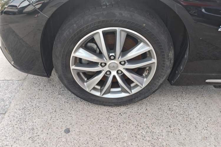 Used Infiniti Q50L 2018 2.0T Comfort Edition China VI Standard