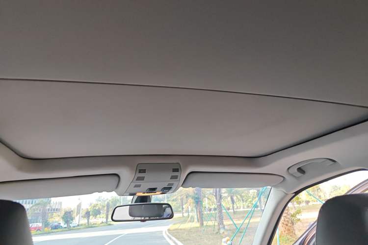 Used BMW X1 2010 sDrive18i Luxury Model
