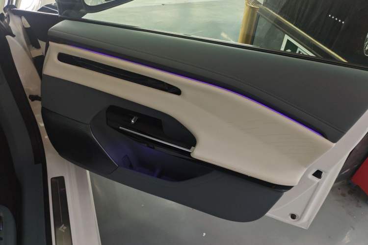 Used Hyptec GT 2024 Global Model 710 Ultra-High-Voltage LiDAR Edition
