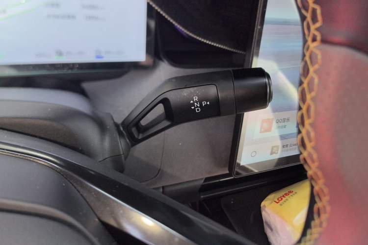 Used Lynk & Co 08 EM-P 2023 120km Long-Range Halo
