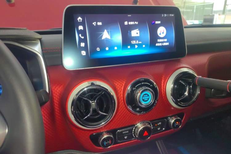 Used BAIC Off-Road BJ40 2023 2.0T Automatic Four-Wheel Drive Urban Hunter Edition Chivalrous Type