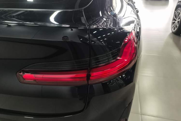 Used BMW X4 2022 xDrive 25i M Sport Package