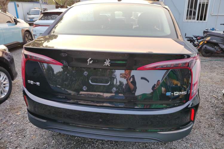 Used Hongqi E-QM5 2023 Base Travel Edition
