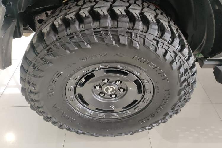 Used Ford Bronco 2024 2.3T Everglades Right Rear Wheel Hub