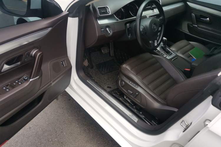 Used Volkswagen FAW-Volkswagen CC 2018 1.8TSI Luxury Model
