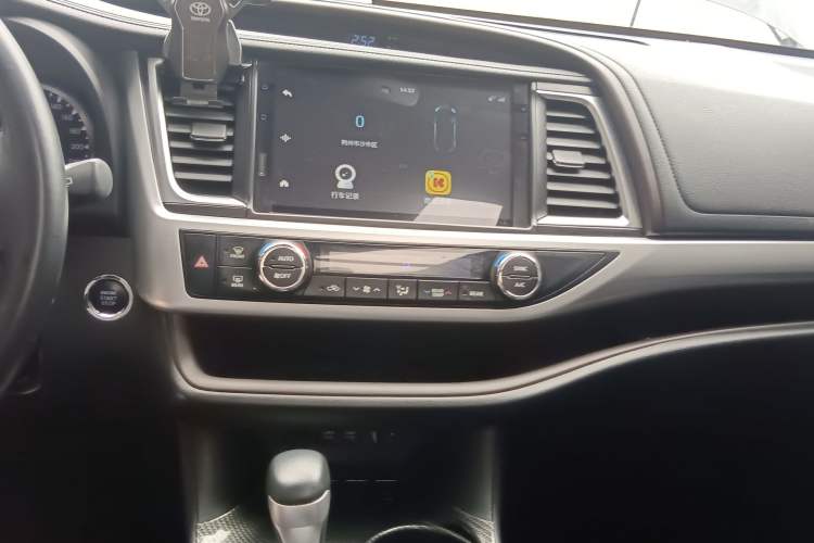 Used Toyota Highlander 2021 2.0T Four-Wheel Drive Luxury Edition 7 Seats