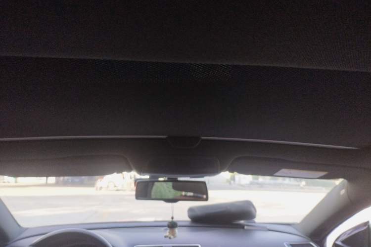 Used Volkswagen FAW-Volkswagen CC 2015 2.0 TSI Luxury Model Headliner