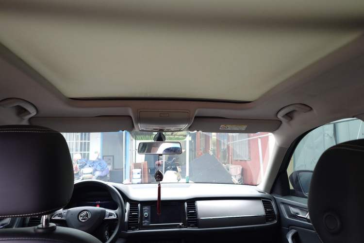 Used Skoda Kodiaq 2019 Restyled TSI330 5-Seater Two-Wheel Drive Comfort Version China V Emission Standard Headliner