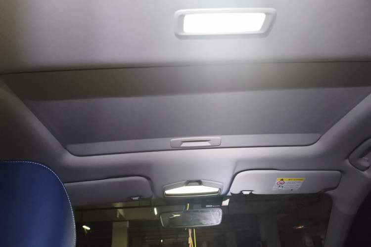 Used Geely Auto Emgrand 2022 4th Generation 1.5L CVT Flagship Model Headliner