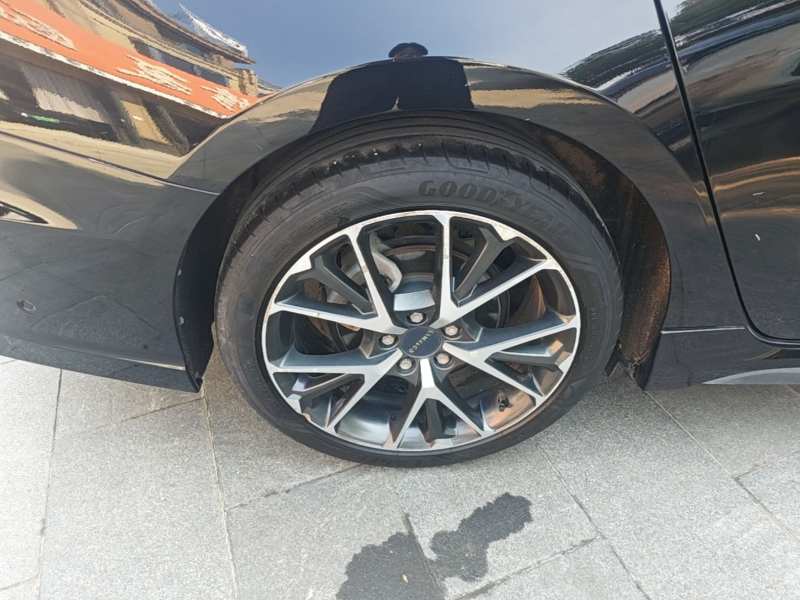 Used Lynk & Co 03 2020 1.5TD DCT JingPro Edition — 25