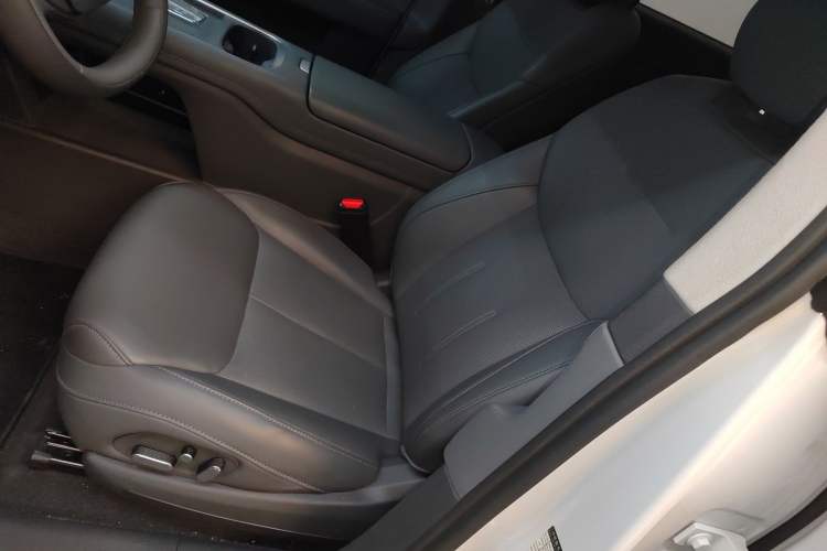 Used XPeng G6 2025 625 Long-Range Max Flagship Edition
