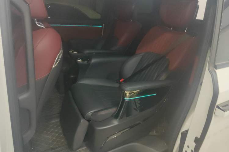 Used GAC Trumpchi M8 2023 Zongshi Series 400T Flagship Edition Left Rear Seat