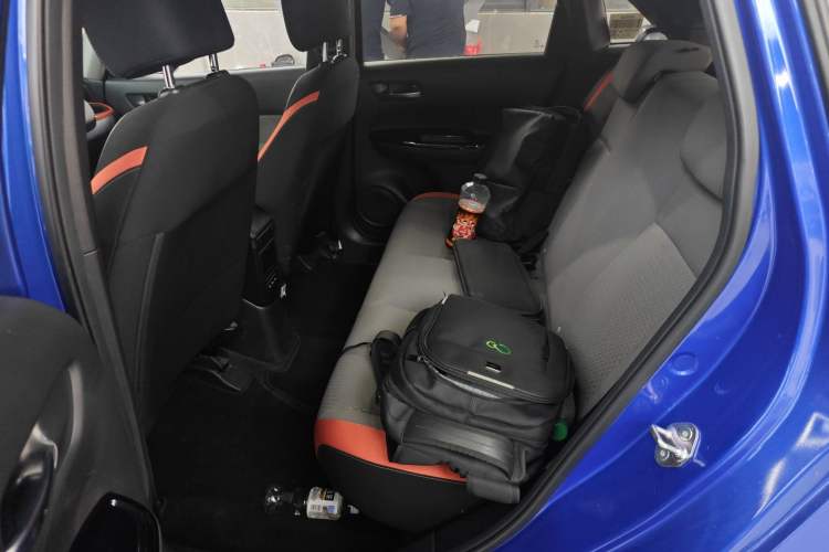 Used Honda LIFE 2021 1.5L CVT SPORT Heartbeat Edition Left Rear Seat