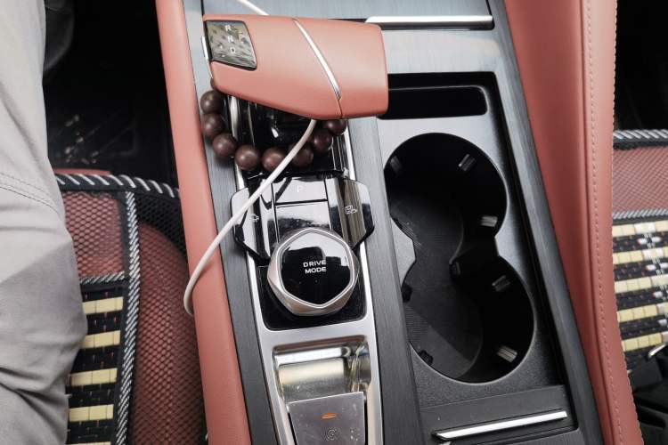 Used CHANGAN CS75 PLUS 2023 3rd Generation 1.5T Automatic Prestige Model
