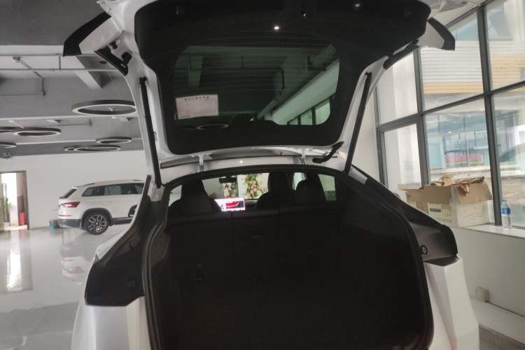 Used Tesla Model Y 2026 Rear-Drive Model Trunk