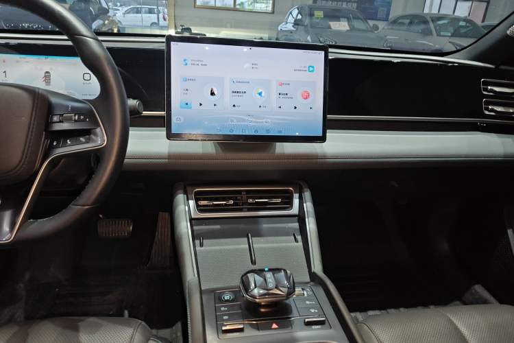 Used BYD Qin L 2024 DM-i 120KM Leading Model Audio And AC Panel