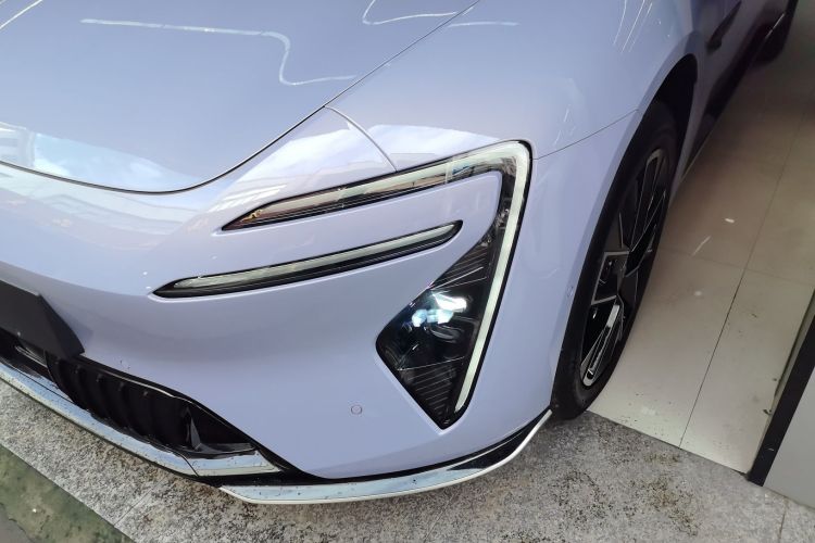 Used Avatr 06 2025 Max All-Electric Version