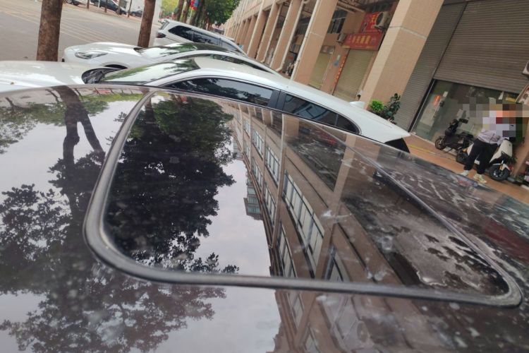 Used Lexus ES 2013 300h Elite Edition
