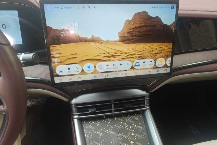 Used BYD Seal 2023 DM-i 1.5L 121km Prestige Model Audio And AC Panel