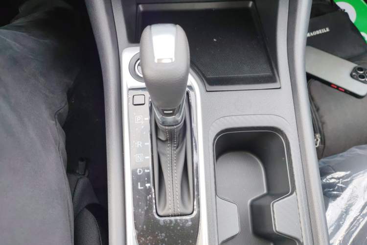 Used Nissan Sylphy 2026 1.6L CVT Comfort Edition Gear Lever