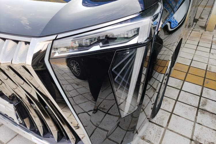 Used GAC Trumpchi M8 2023 Zongshi Series 400T Flagship Edition
