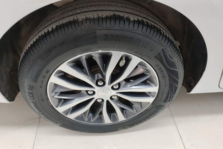 Used Buick GL8 2023 ES Lu Zun Comfort Model
