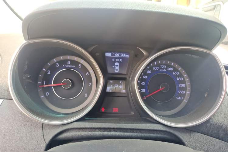 Used Hyundai Elantra (5th Generation / Langdong) 2015 1.6L Automatic Leading Model Instrument Cluster