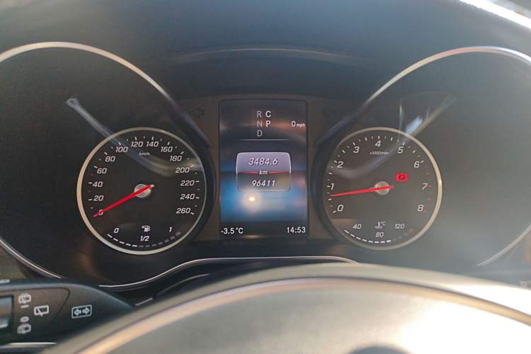 Used Mercedes-Benz V-Class 2021 V 260 Avantgarde Edition