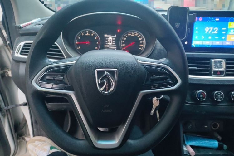 Used Baojun 730 2019 1.5L Manual Fashion Model 7-seater China VI