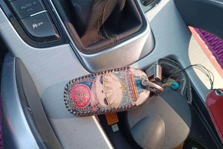 Used Geely Auto Emgrand X7 Sport 2016 2.0L Manual Smart Connect Version