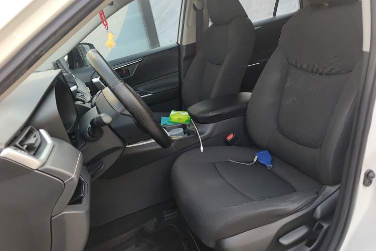 Used Toyota RAV4 2020 2.0L CVT Two-Wheel Drive Urban Edition
