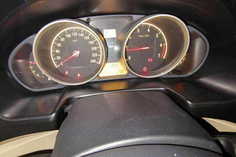 Used Brilliance H330 2013 1.5L Automatic Luxury Model
