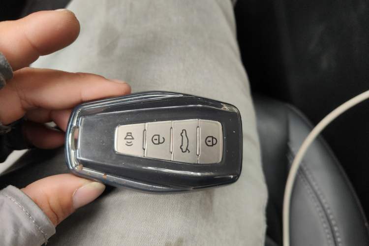 Used Geely Auto Emgrand 2023 4th Generation Champion Edition 1.5L CVT Prestige Model
