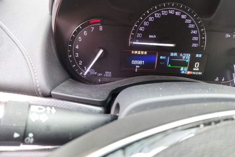 Used Cadillac ATS-L 2017 28T Tech Edition Odometer Close Up