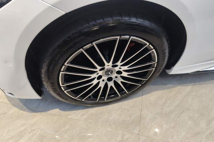 Used Mercedes-Benz C-Class 2024 C 260 L Sport Edition Exterior 4