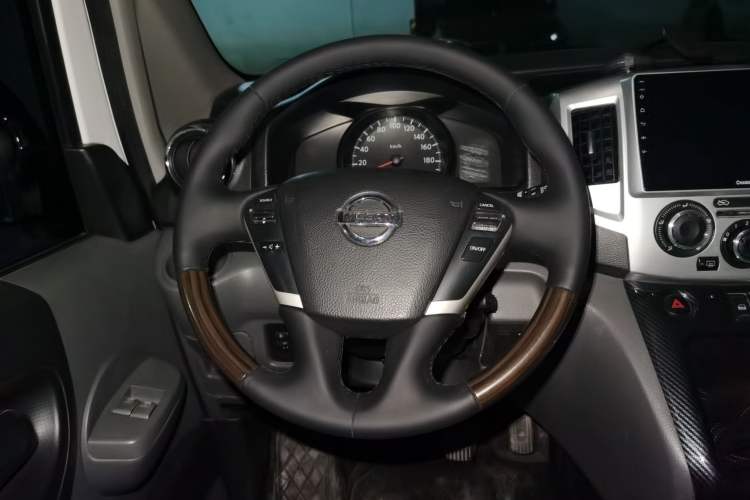 Used Nissan NV200 2011 1.6L 223 Seats Deluxe Version Steering Wheel