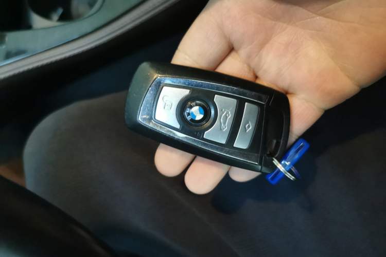 Used BMW 5 Series 2017 525Li Luxury Design Package Vehicle Key