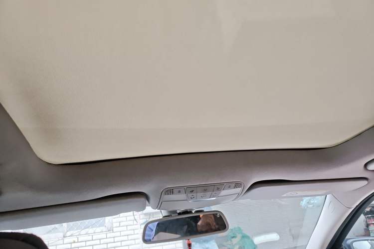 Used Mercedes-Benz C-Class 2015 C 200 L Sport Edition