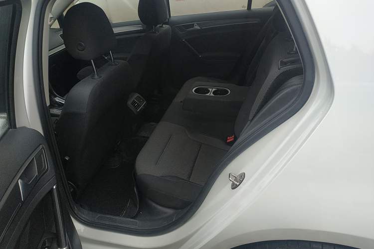 Used Volkswagen Golf 2016 1.6L Automatic Comfort Model
