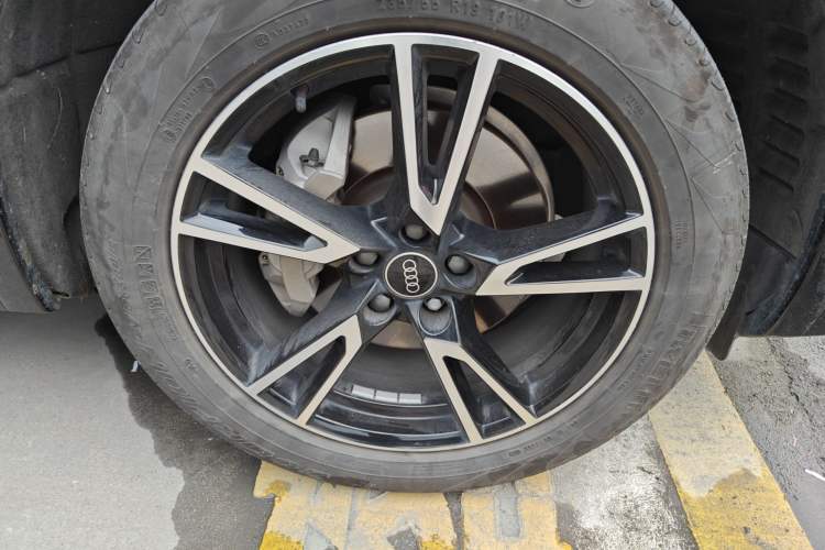 Used Audi Q5L 2022 40T Fashionable and Dynamic Model