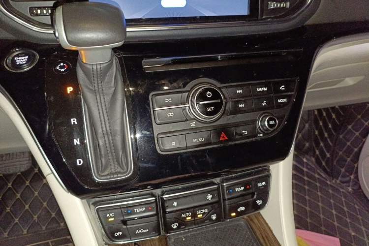 Used GAC Trumpchi M8 2018 320T Luxury Edition
