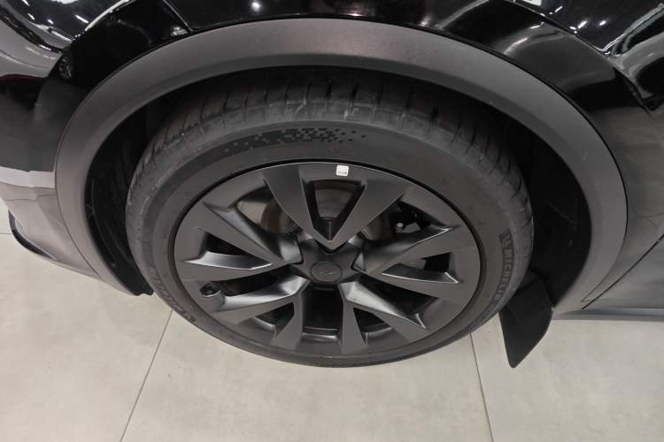 Used Tesla Model X 2023 Dual-Motor All-Wheel-Drive Version