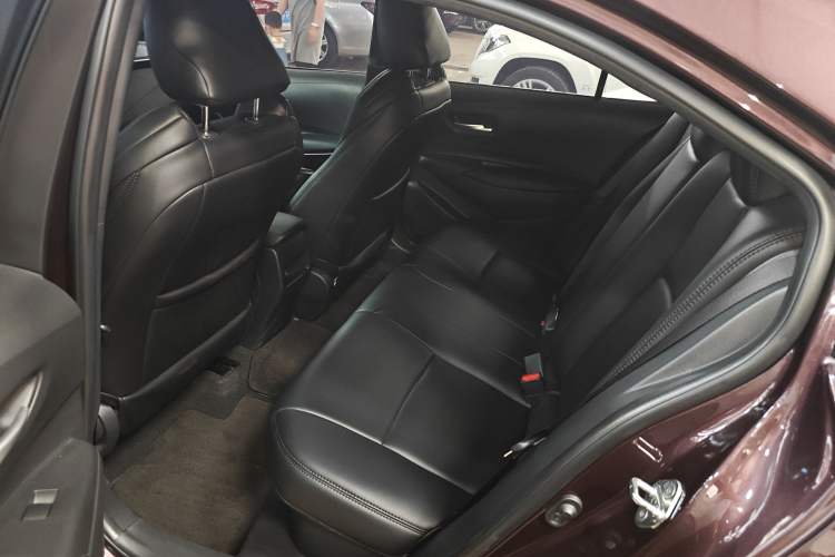 Used Toyota Levin 2019 Dual-Engine 1.8H E-CVT Luxury Edition China VI Standard
