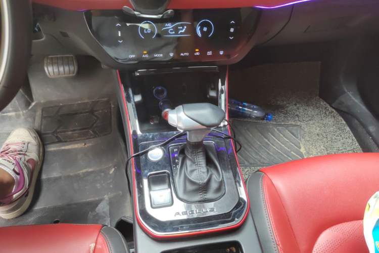 Used Dongfeng Aeolus Yixuan 2021 230T Automatic Dream-Chasing Rider Edition
