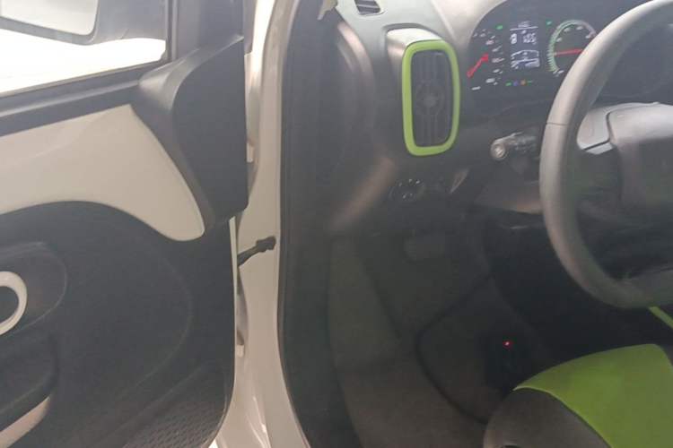 Used Roewe Clever 2021 302km Excellence Edition

