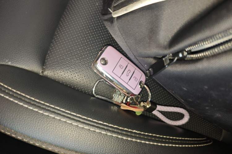 Used Roewe RX5 2020 20T Automatic 4G Connected Million Edition
