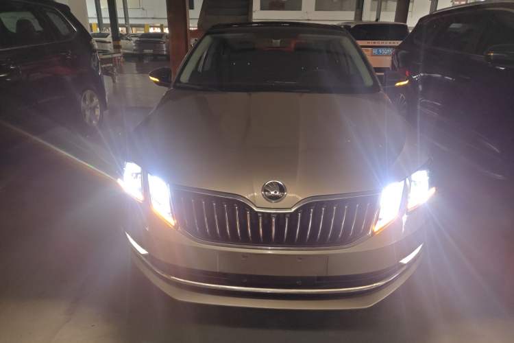 Used Skoda Octavia 2019 TSI280 DSG Luxury Edition
