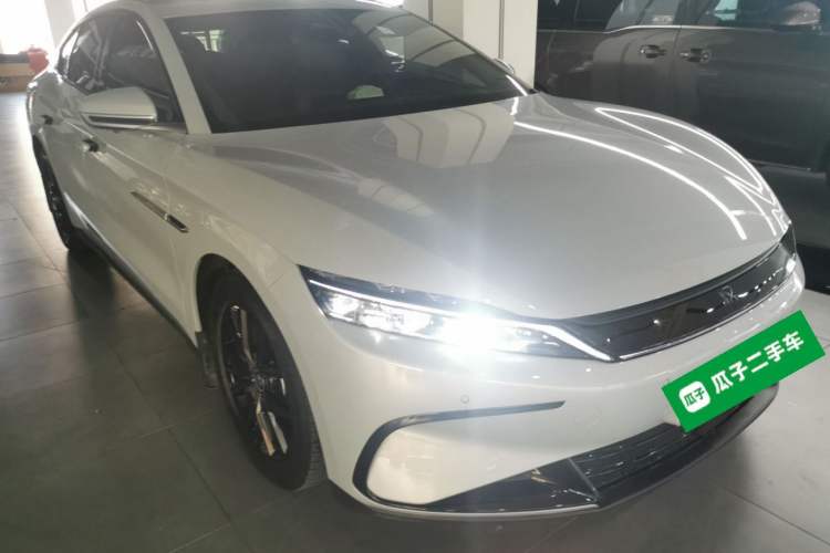 Used BYD Han 2025 DM-i 125KM Elite Model Front Right 45 Deg