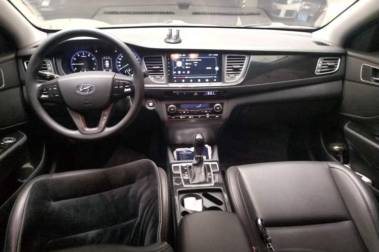 Used Hyundai Mistra 2014 1.8L Automatic Smart GLS
